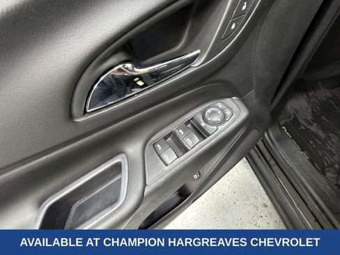 Used 2019 Chevrolet Equinox LT w/ Driver Convenience Package image 31