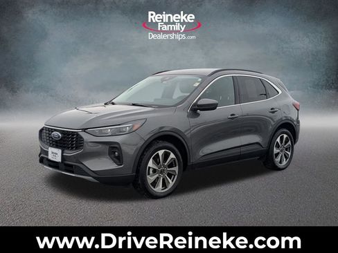 Used 2025 Ford Escape Platinum image 1