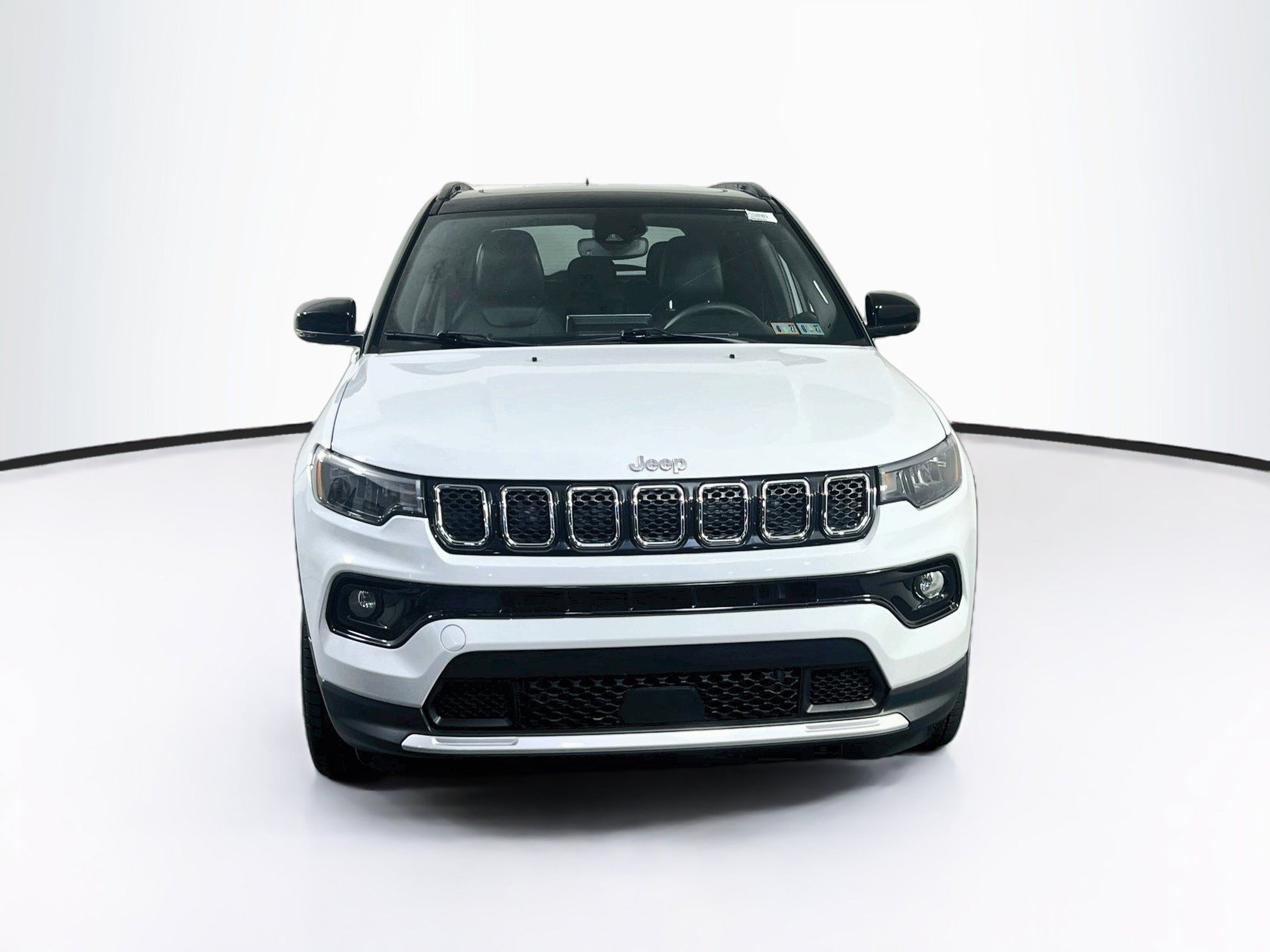 Used 2023 Jeep Compass Limited w/ Sun and Sound Group AWD/4WD image 2