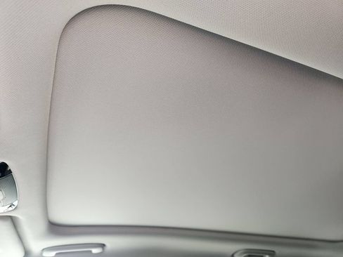 New 2026 Kia Sorento S FWD image 19