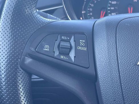 Certified 2022 Chevrolet Trax LS w/ Tint and Cruise Package image 23