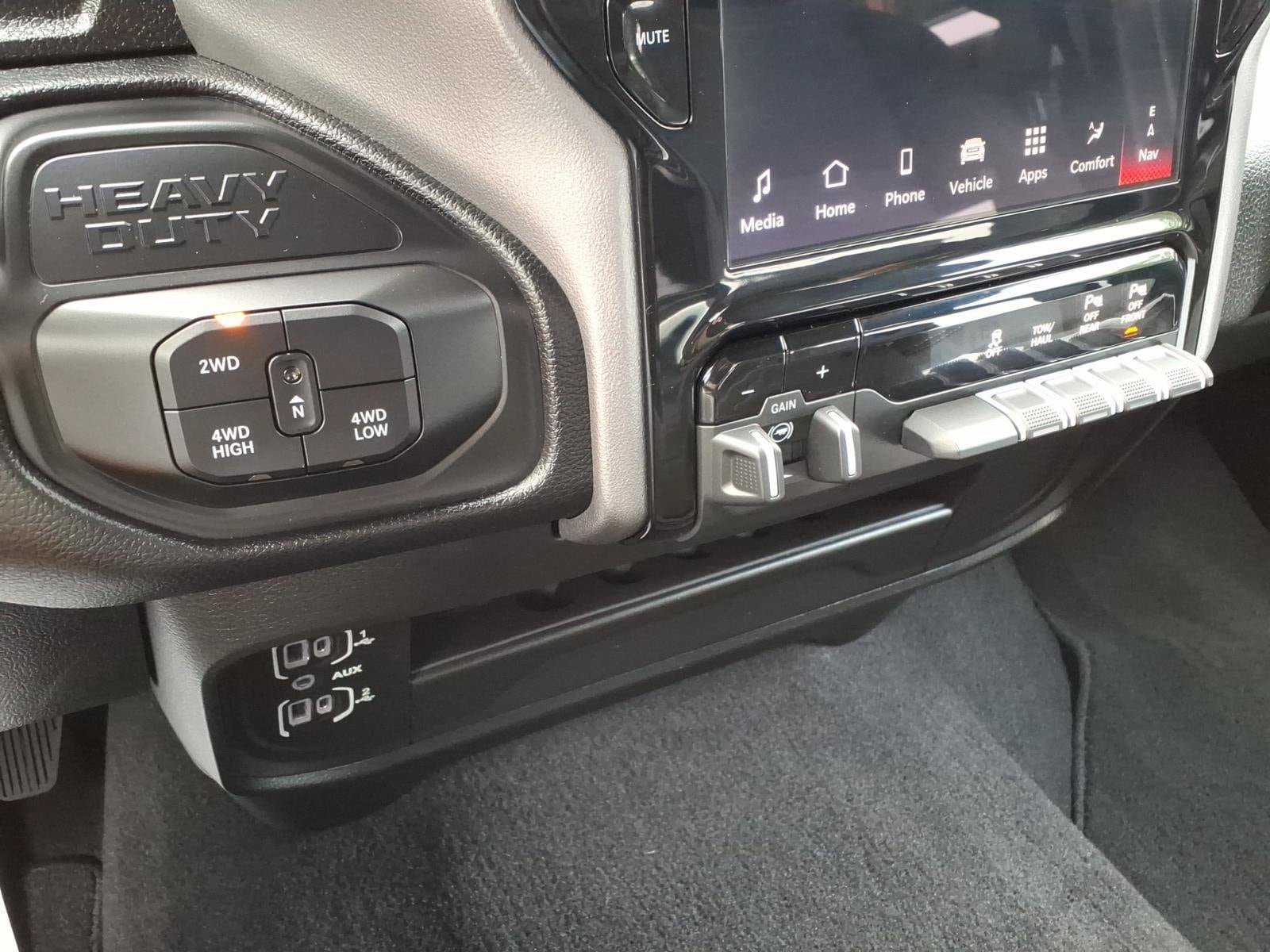 Used 2026 RAM 2500 Big Horn AWD/4WD image 17