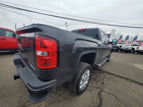 Used 2016 GMC Sierra 2500 Denali w/ Driver Alert Package image 6