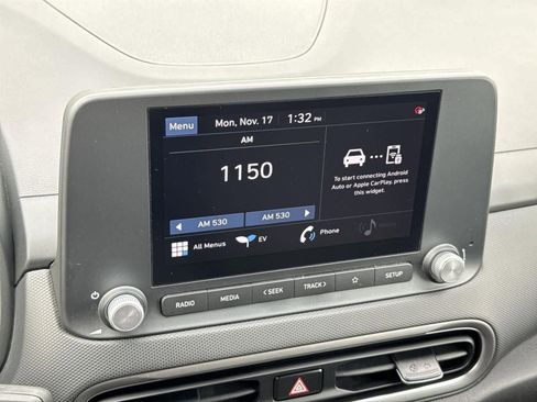 Used 2023 Hyundai Kona SE w/ Cargo Package image 11