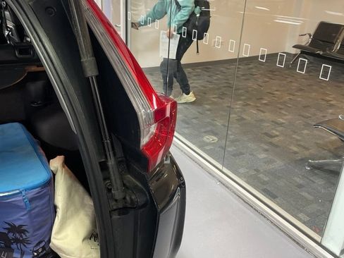 Used 2019 Honda CR-V EX-L image 11