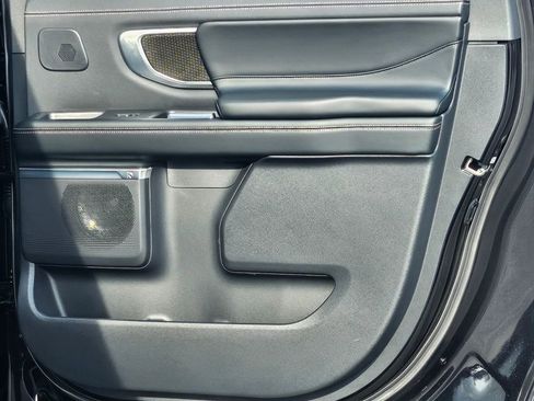 New 2025 Ford Expedition Max Platinum w/ Stealth Performance Package image 38