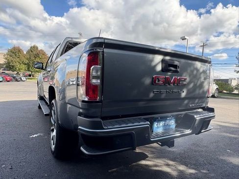 Certified 2022 GMC Canyon Denali image 3