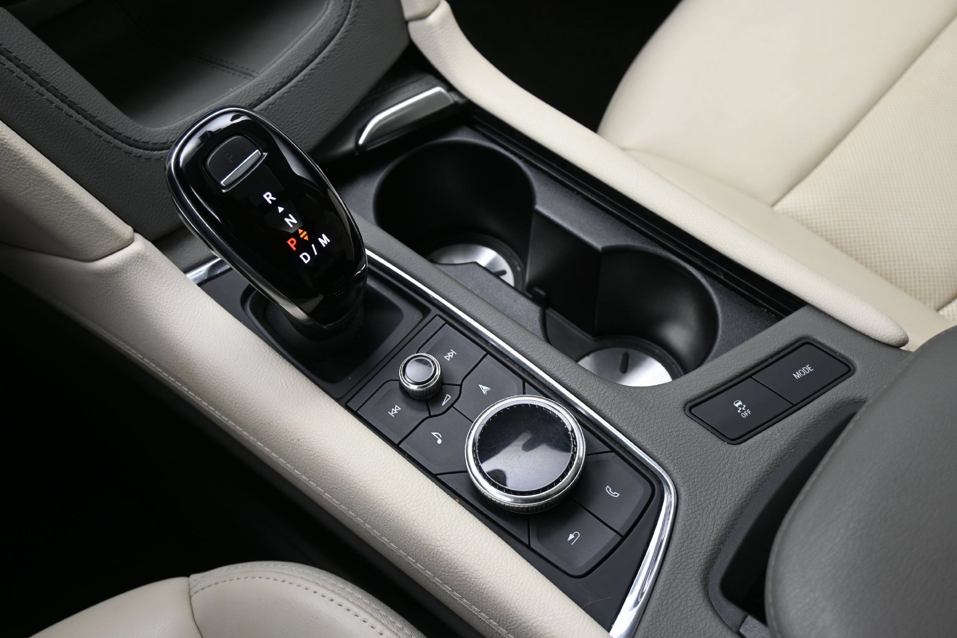 Used 2022 Cadillac XT6 Premium Luxury FWD image 49
