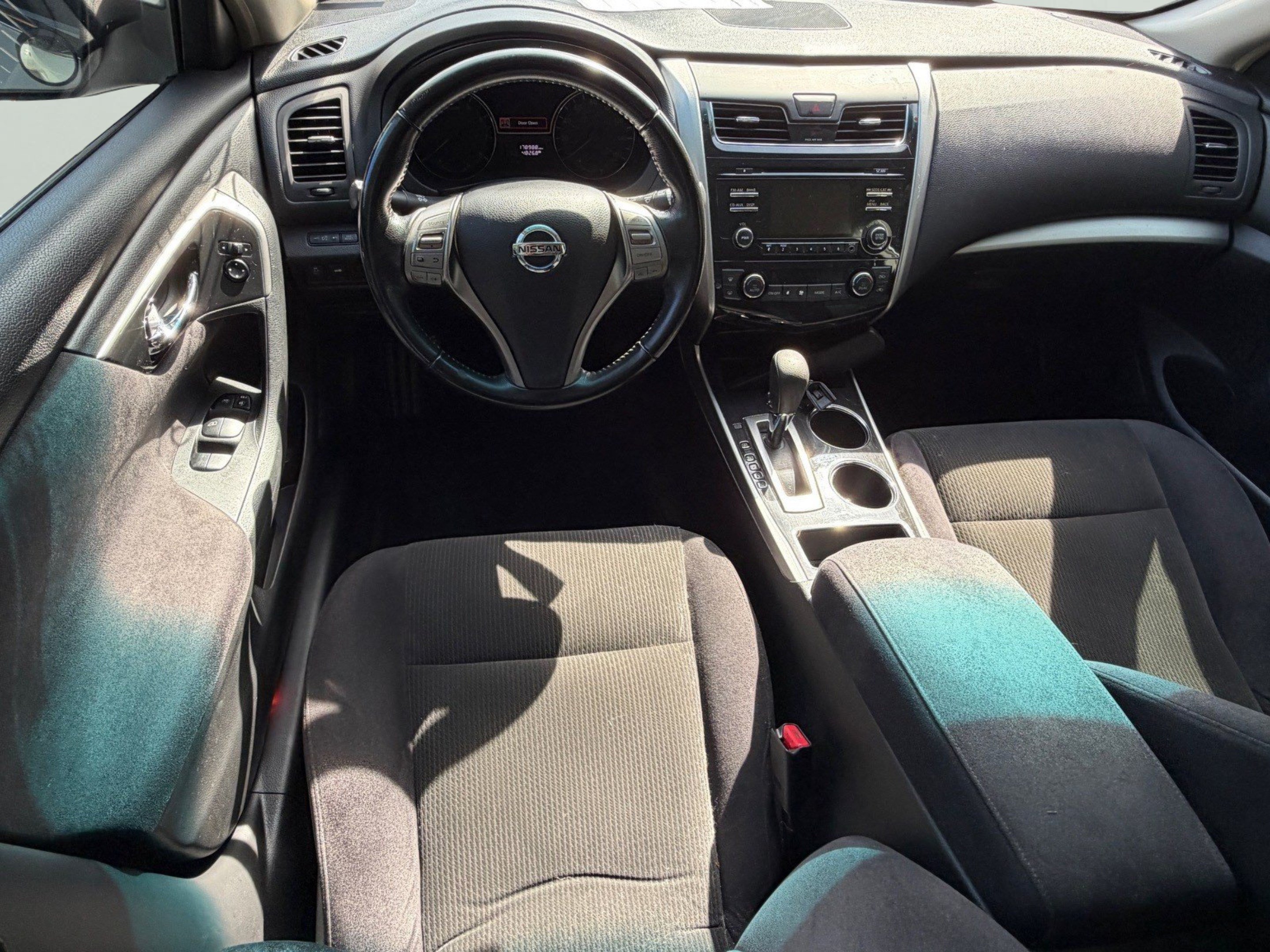 Used 2013 Nissan Altima 2.5 SV FWD image 9