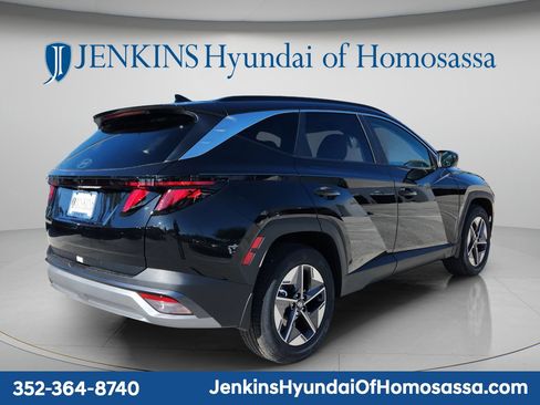 New 2026 Hyundai Tucson SEL FWD image 2
