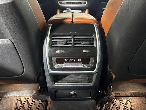 Used 2023 BMW X6 xDrive40i w/ Executive Package AWD/4WD image 33
