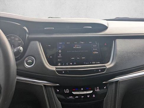 Used 2024 Cadillac XT5 Luxury FWD image 11