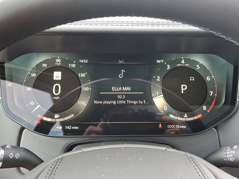 New 2025 Land Rover Range Rover SE image 6