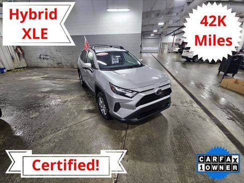 Certified 2025 Toyota RAV4 XLE AWD/4WD image 1