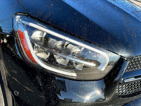 Used 2022 Mercedes-Benz GLC 300 image 27