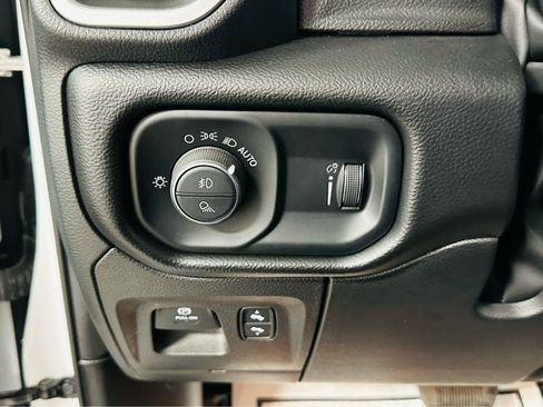 Used 2022 RAM 1500 Big Horn image 13