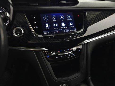 Used 2023 Cadillac XT6 Premium Luxury w/ Technology Package AWD/4WD image 25