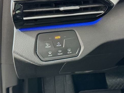 Used 2023 Volkswagen ID.4 Pro S Plus AWD/4WD image 11