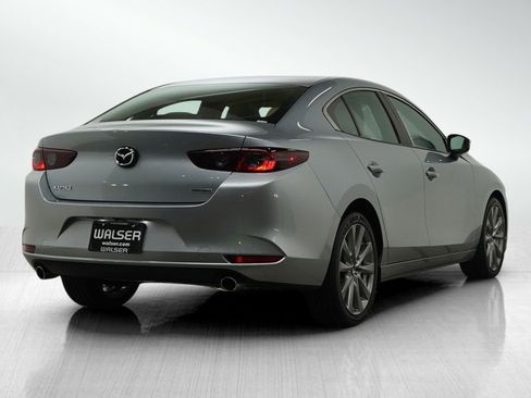 Used 2019 MAZDA MAZDA3 Sedan w/ Select Package image 5