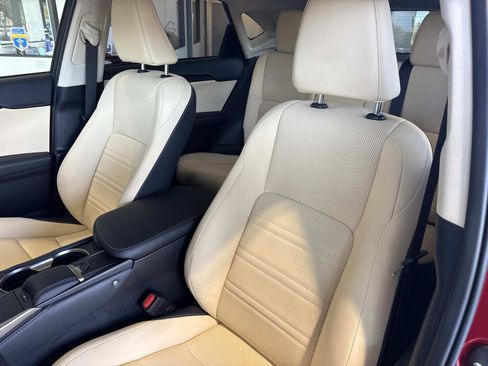 Certified 2019 Lexus NX 300h 300h image 21