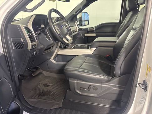 Used 2022 Ford F350 Lariat w/ Lariat Ultimate Package image 13