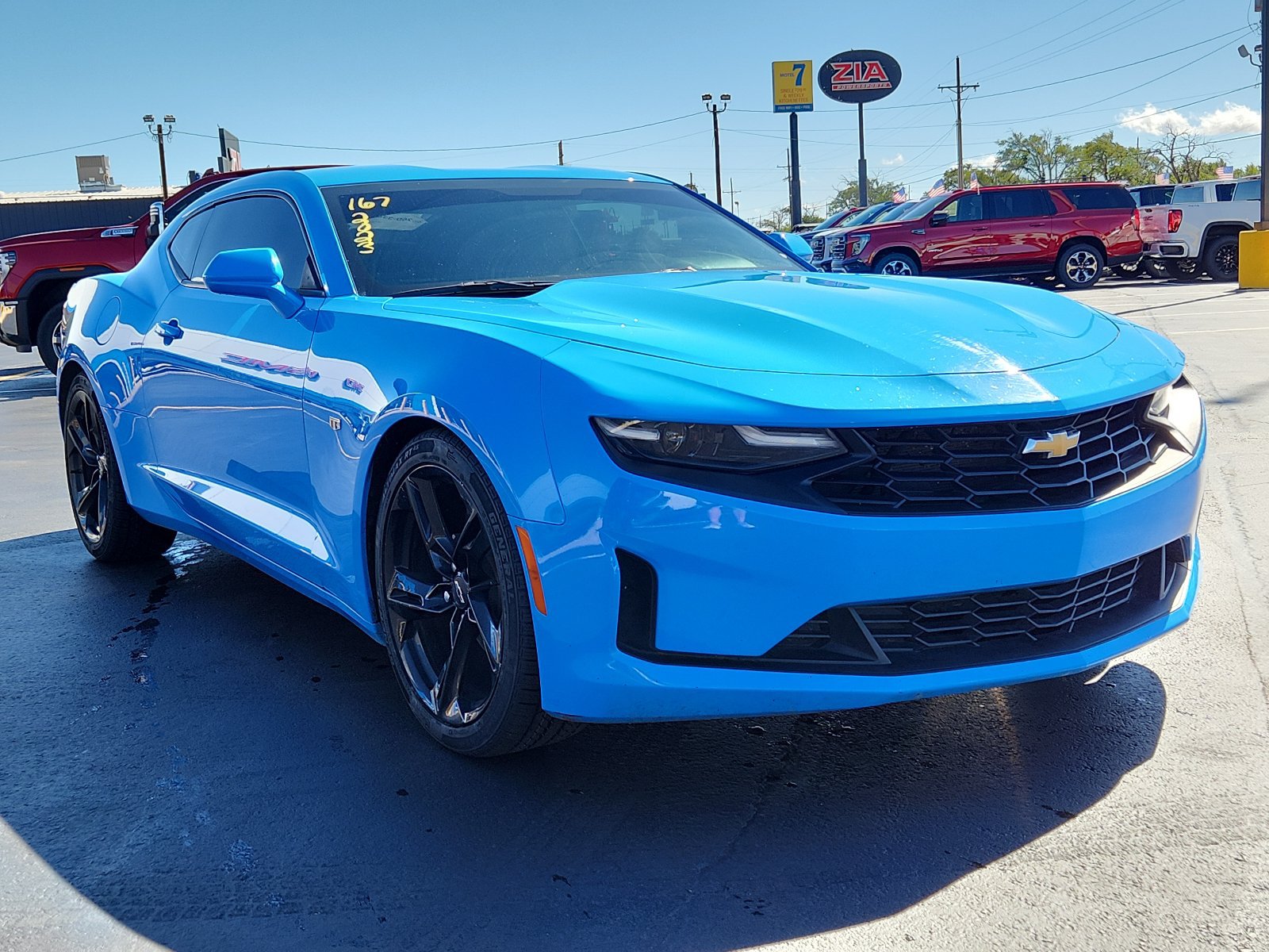 Used 2023 Chevrolet Camaro LT RWD image 6
