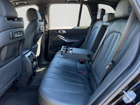 Used 2022 BMW X5 xDrive40i w/ Premium Package image 15