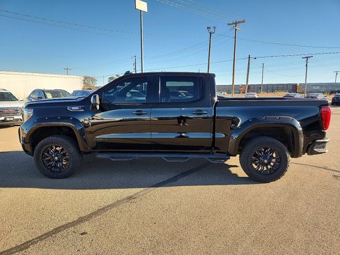 Used 2022 GMC Sierra 1500 AT4 w/ AT4 Preferred Package image 2