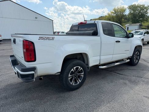 Used 2021 Chevrolet Colorado Z71 AWD/4WD image 3