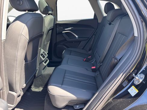 New 2026 Audi Q5 Premium image 13