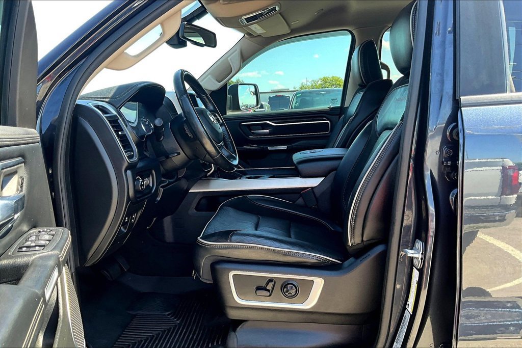 Used 2019 RAM 1500 Laramie AWD/4WD image 27