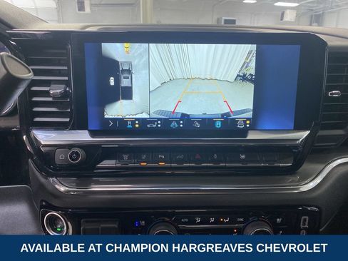 Used 2025 Chevrolet Silverado 3500 High Country AWD/4WD image 19