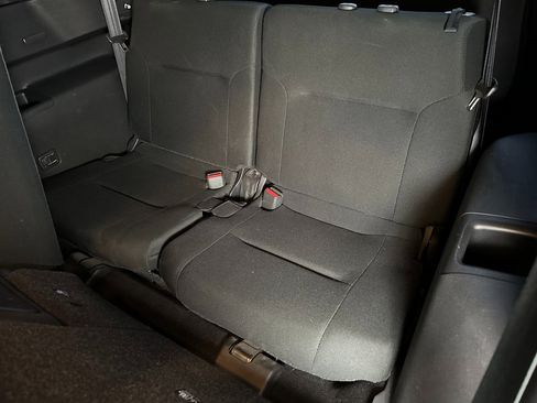 Used 2022 Mitsubishi Outlander ES image 22