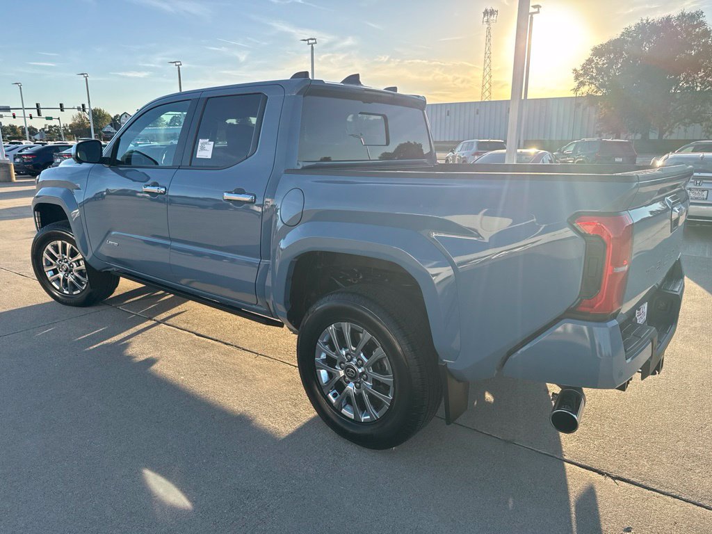 Used 2026 Toyota Tacoma Limited w/ Tow Tech Package AWD/4WD image 5