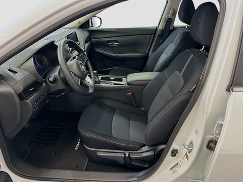 Used 2024 Nissan Sentra SV FWD image 13