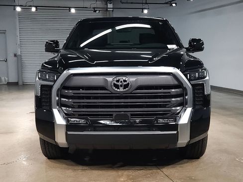 New 2026 Toyota Tundra Limited AWD/4WD image 2