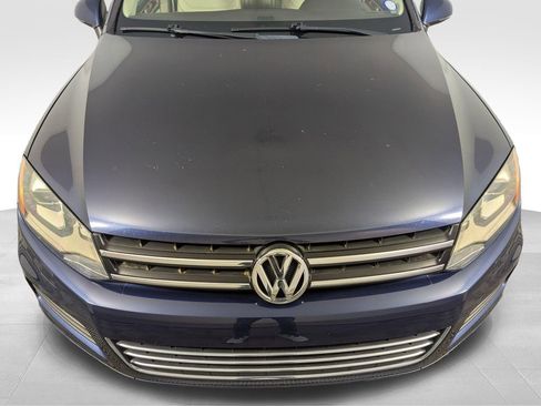 Used 2012 Volkswagen Touareg Sport AWD/4WD image 54