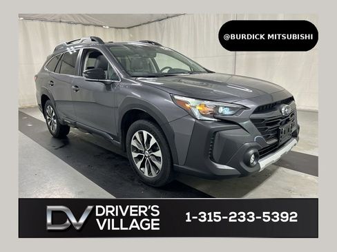 Used 2025 Subaru Outback Limited AWD/4WD image 1