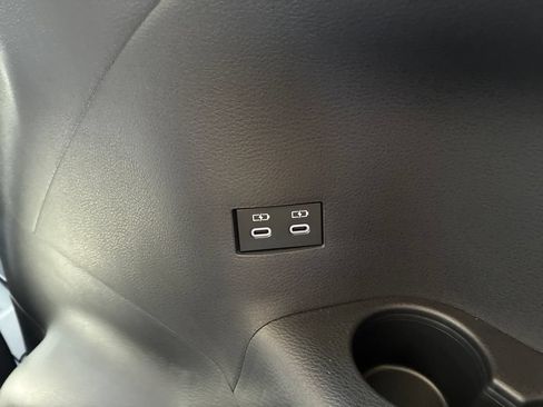New 2026 Toyota Sienna XLE FWD image 39