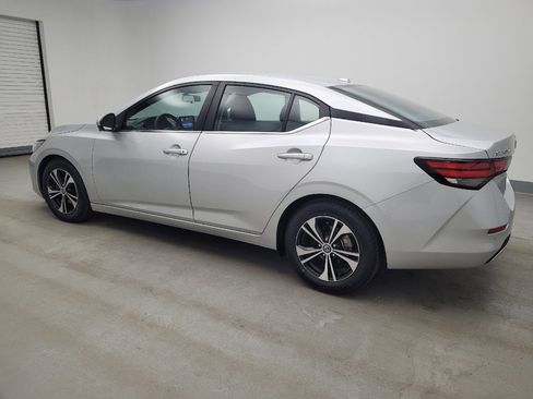 Used 2023 Nissan Sentra SV image 3