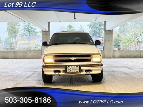 Used 1996 Chevrolet Blazer LT image 4
