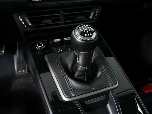 Certified 2024 Porsche 911 Carrera T image 19