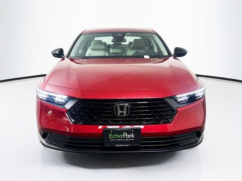 Used 2025 Honda Accord SE image 2
