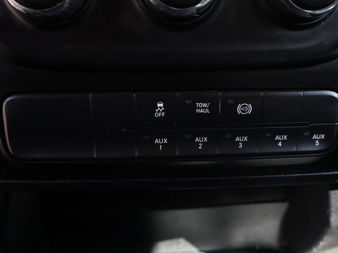 Used 2015 RAM 3500 Tradesman w/ Chrome Appearance Group image 30