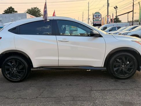 Used 2022 Honda HR-V Sport image 27