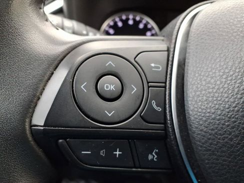 Used 2019 Toyota RAV4 XLE image 15