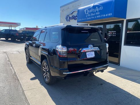 Used 2014 Toyota 4Runner Limited AWD/4WD image 7