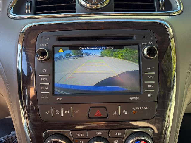 Used 2017 Buick Enclave Premium w/ Experience Buick Package FWD image 23
