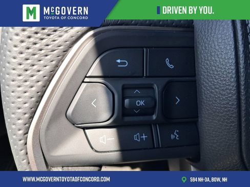 Used 2025 Toyota Tacoma TRD Off-Road AWD/4WD image 20