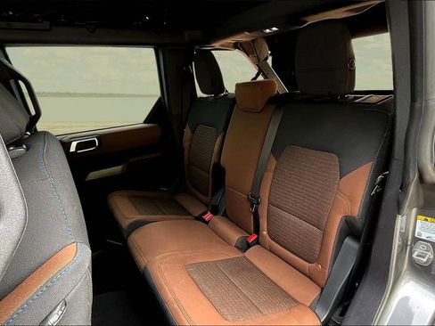 Used 2023 Ford Bronco Outer Banks AWD/4WD image 24